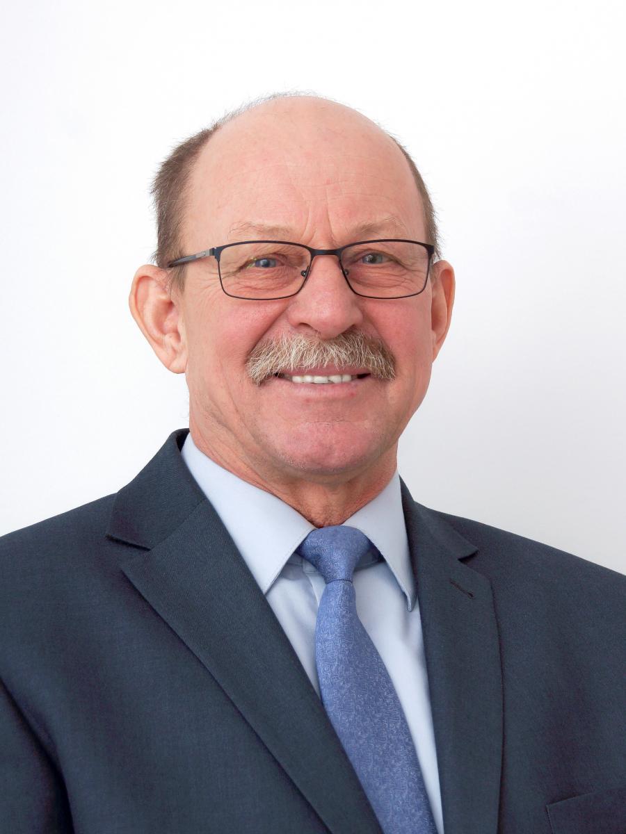 ZBIGNIEW  BŁASZCZYK
